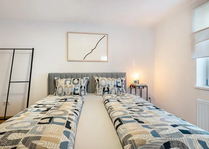 The Cozy Corner - * Pasov